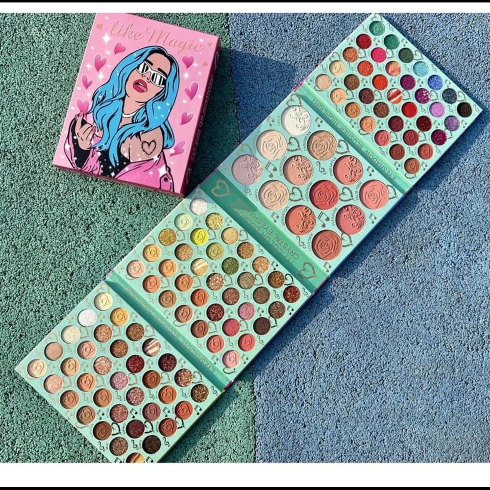 Hudanew “Like Magic” Karol G 117 color eyeshadow/face palette